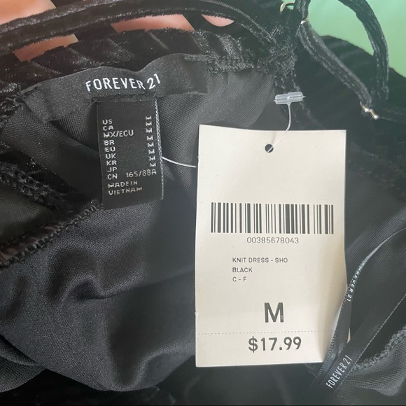 BLACK FOREVER 21 DRESS - Picture 5 of 10